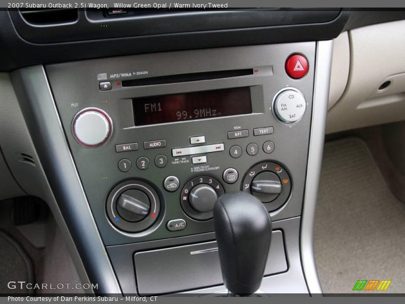 Willow Green Opal / Warm Ivory Tweed 2007 Subaru Outback 2.5i Wagon