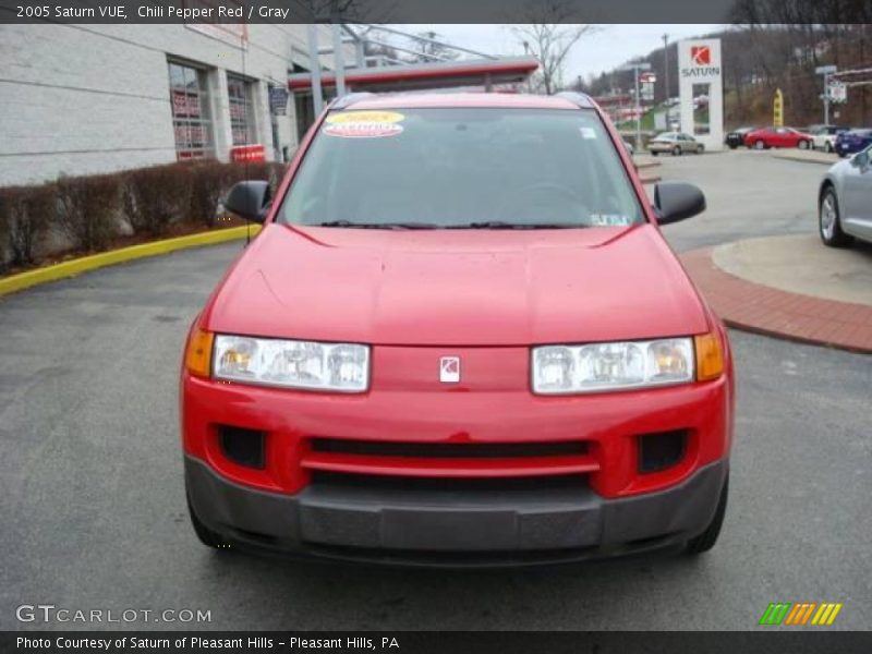 Chili Pepper Red / Gray 2005 Saturn VUE
