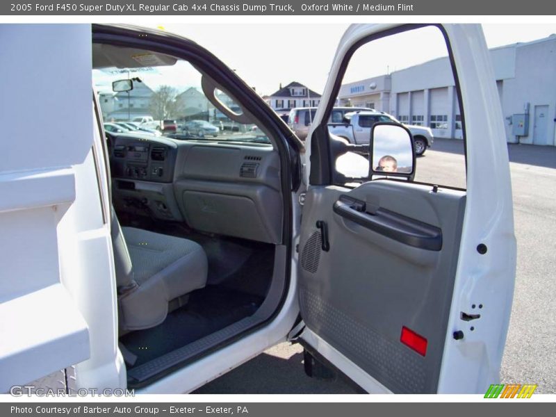 Oxford White / Medium Flint 2005 Ford F450 Super Duty XL Regular Cab 4x4 Chassis Dump Truck