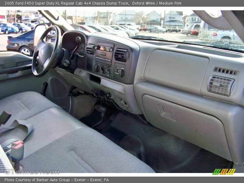 Oxford White / Medium Flint 2005 Ford F450 Super Duty XL Regular Cab 4x4 Chassis Dump Truck
