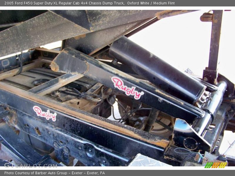 Oxford White / Medium Flint 2005 Ford F450 Super Duty XL Regular Cab 4x4 Chassis Dump Truck