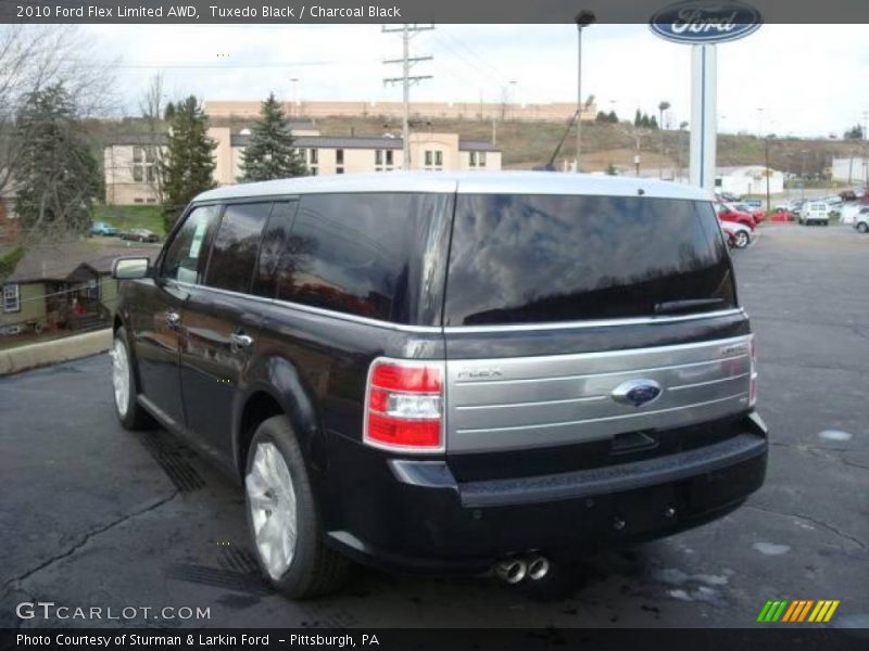 Tuxedo Black / Charcoal Black 2010 Ford Flex Limited AWD