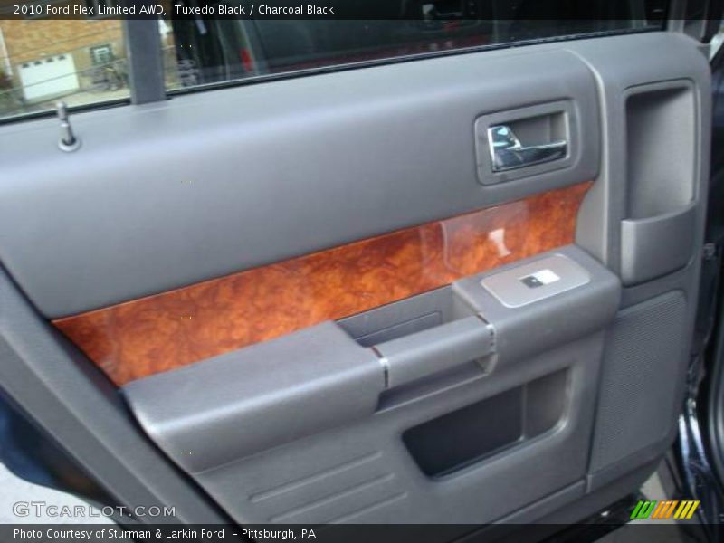 Tuxedo Black / Charcoal Black 2010 Ford Flex Limited AWD
