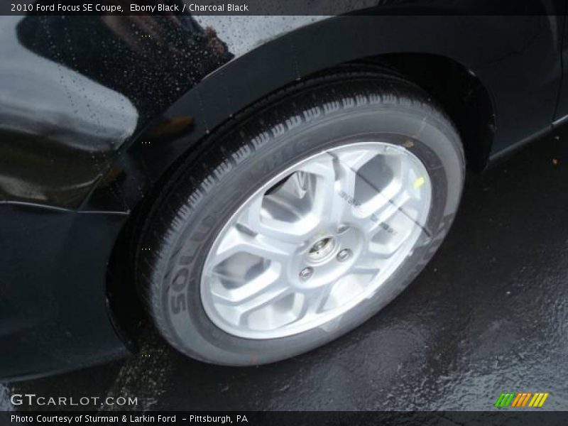 Ebony Black / Charcoal Black 2010 Ford Focus SE Coupe