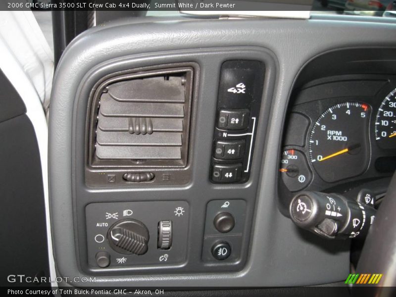 Summit White / Dark Pewter 2006 GMC Sierra 3500 SLT Crew Cab 4x4 Dually