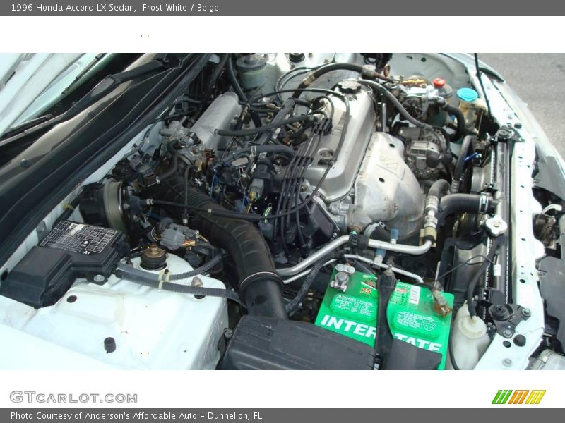 Frost White / Beige 1996 Honda Accord LX Sedan