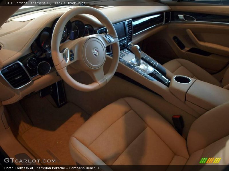 Black / Luxor Beige 2010 Porsche Panamera 4S