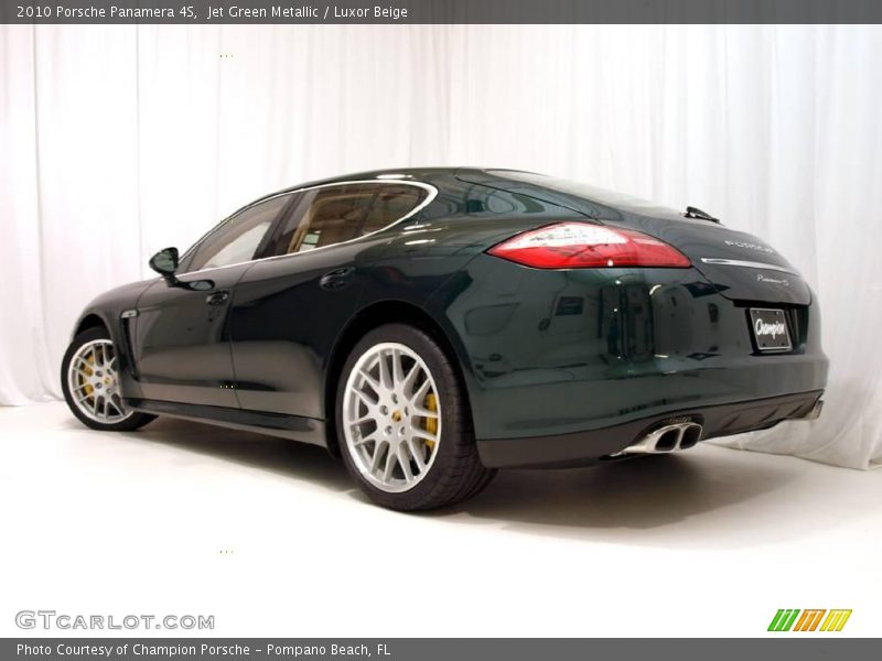 Jet Green Metallic / Luxor Beige 2010 Porsche Panamera 4S