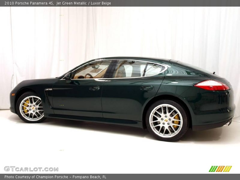 Jet Green Metallic / Luxor Beige 2010 Porsche Panamera 4S