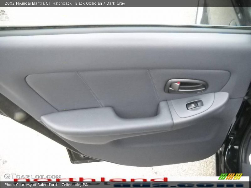 Black Obsidian / Dark Gray 2003 Hyundai Elantra GT Hatchback