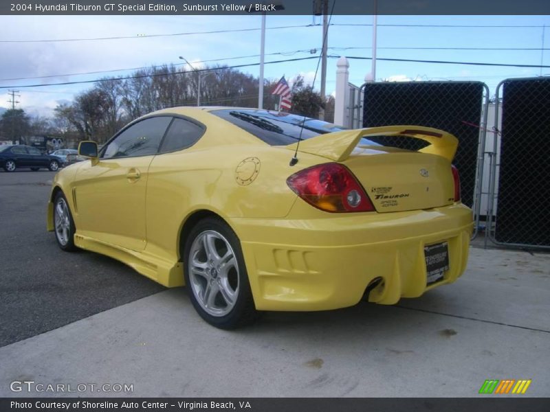 Sunburst Yellow / Black 2004 Hyundai Tiburon GT Special Edition