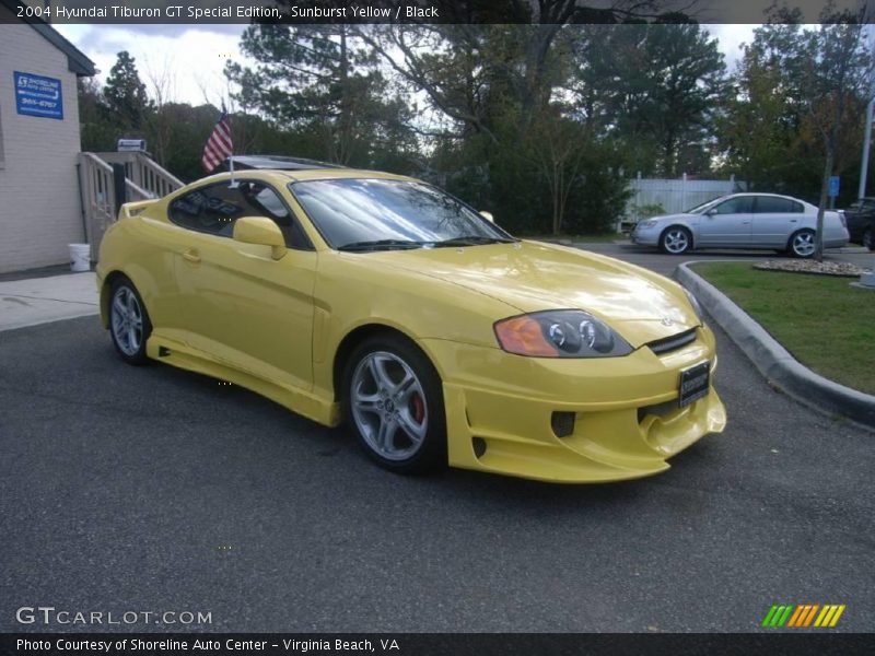 Sunburst Yellow / Black 2004 Hyundai Tiburon GT Special Edition