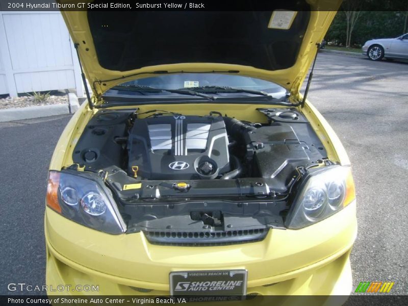 Sunburst Yellow / Black 2004 Hyundai Tiburon GT Special Edition