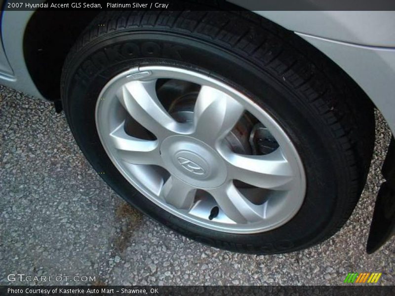 Platinum Silver / Gray 2007 Hyundai Accent GLS Sedan