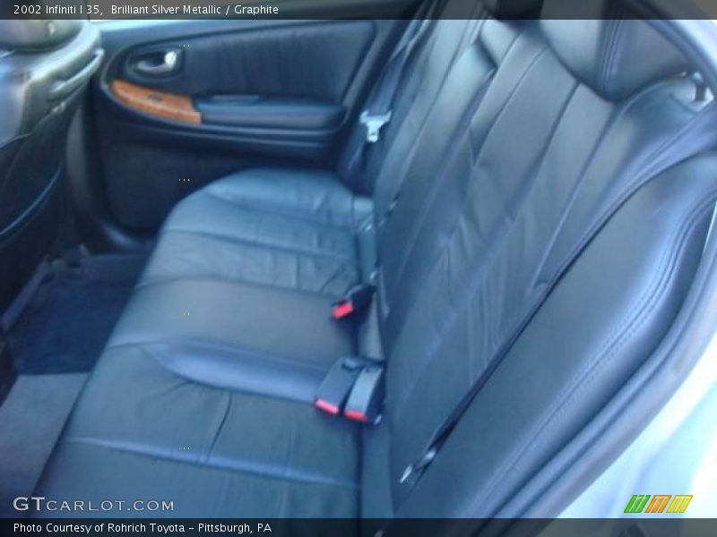 Brilliant Silver Metallic / Graphite 2002 Infiniti I 35