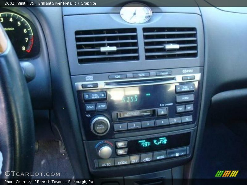 Brilliant Silver Metallic / Graphite 2002 Infiniti I 35