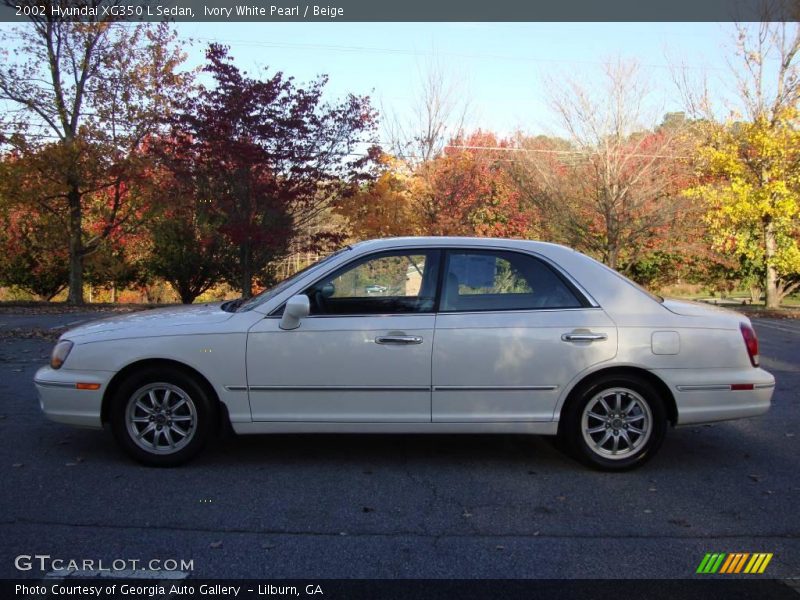 Ivory White Pearl / Beige 2002 Hyundai XG350 L Sedan