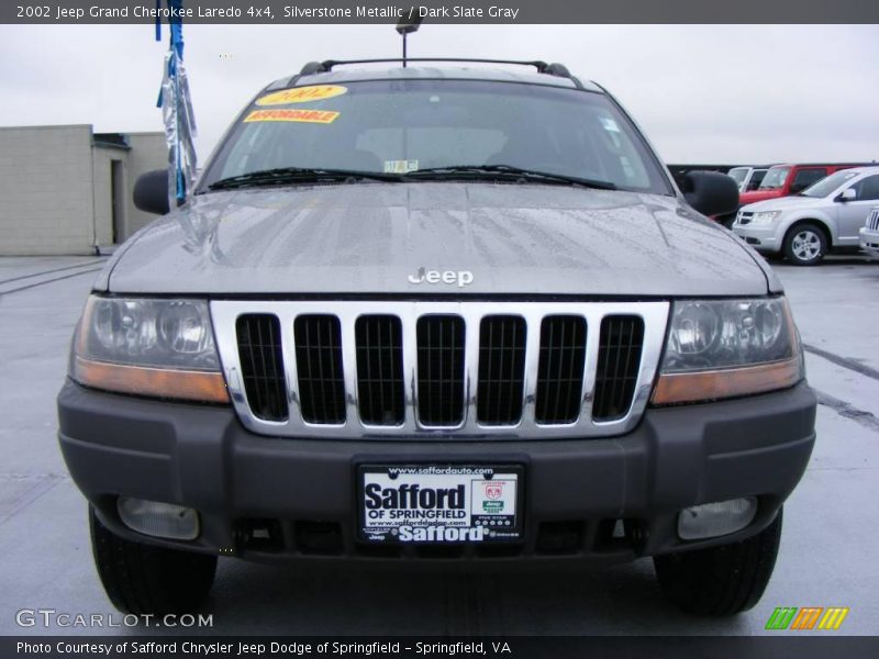 Silverstone Metallic / Dark Slate Gray 2002 Jeep Grand Cherokee Laredo 4x4