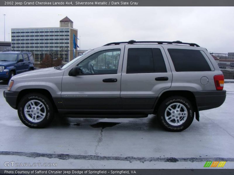Silverstone Metallic / Dark Slate Gray 2002 Jeep Grand Cherokee Laredo 4x4