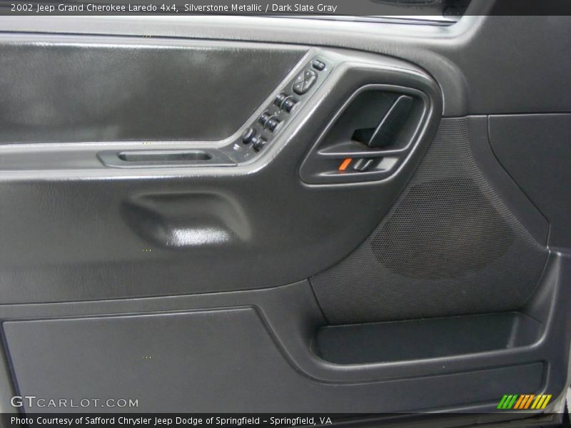 Silverstone Metallic / Dark Slate Gray 2002 Jeep Grand Cherokee Laredo 4x4