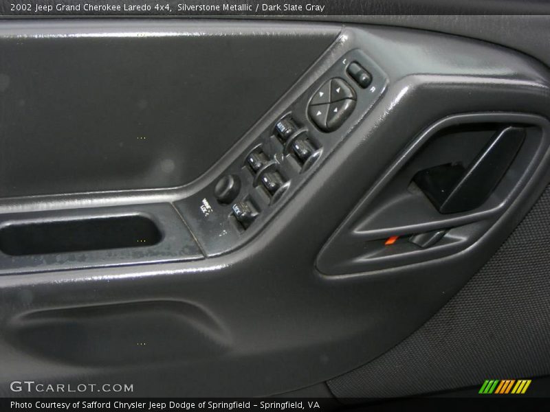 Silverstone Metallic / Dark Slate Gray 2002 Jeep Grand Cherokee Laredo 4x4