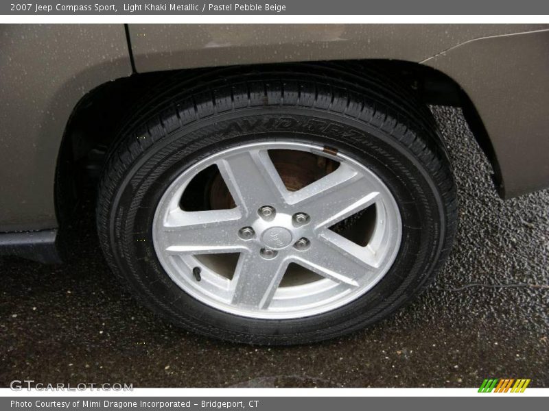 Light Khaki Metallic / Pastel Pebble Beige 2007 Jeep Compass Sport