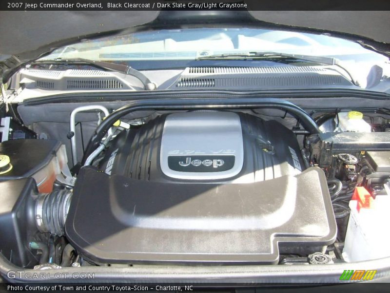 Black Clearcoat / Dark Slate Gray/Light Graystone 2007 Jeep Commander Overland