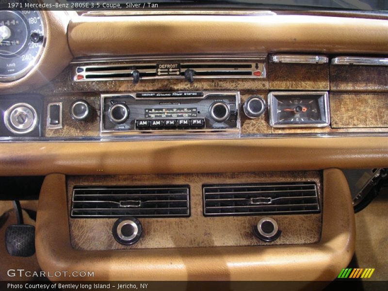 Silver / Tan 1971 Mercedes-Benz 280SE 3.5 Coupe