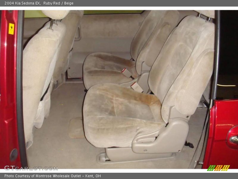 Ruby Red / Beige 2004 Kia Sedona EX