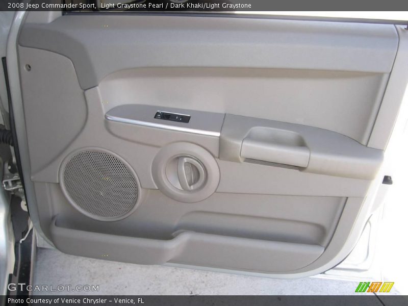 Light Graystone Pearl / Dark Khaki/Light Graystone 2008 Jeep Commander Sport