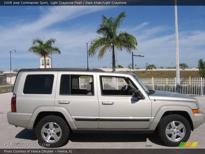Light Graystone Pearl / Dark Khaki/Light Graystone 2008 Jeep Commander Sport
