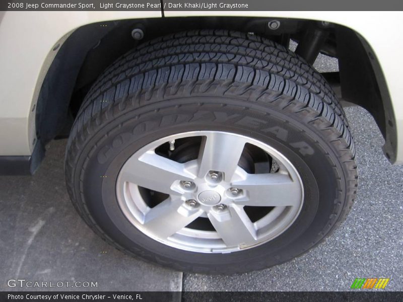 Light Graystone Pearl / Dark Khaki/Light Graystone 2008 Jeep Commander Sport
