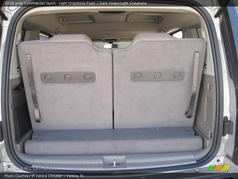 Light Graystone Pearl / Dark Khaki/Light Graystone 2008 Jeep Commander Sport