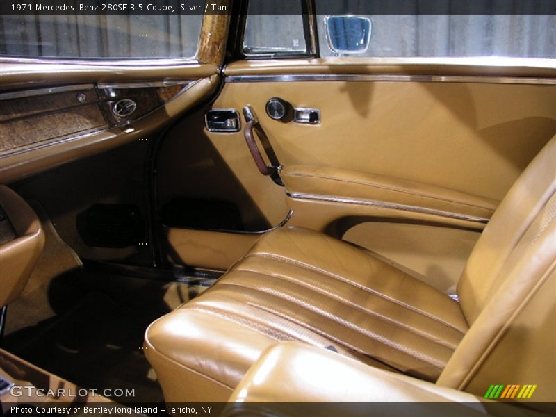 Silver / Tan 1971 Mercedes-Benz 280SE 3.5 Coupe