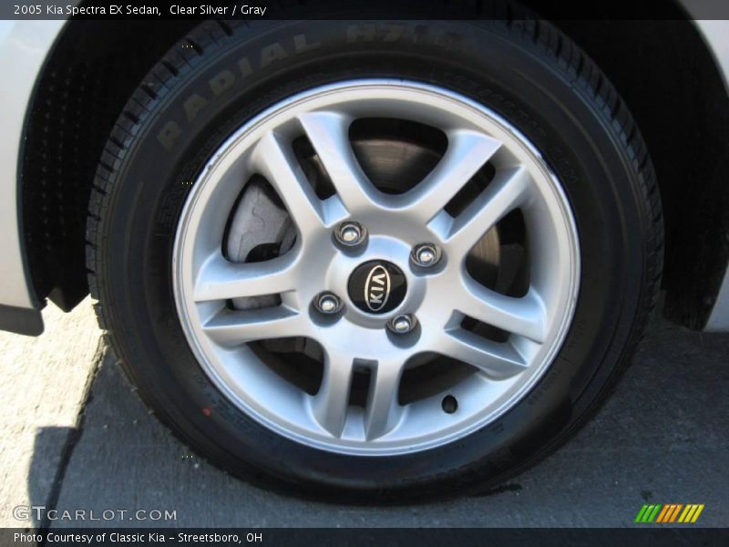Clear Silver / Gray 2005 Kia Spectra EX Sedan