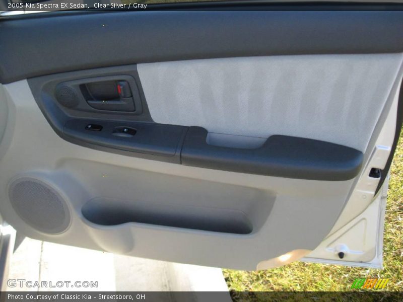 Clear Silver / Gray 2005 Kia Spectra EX Sedan