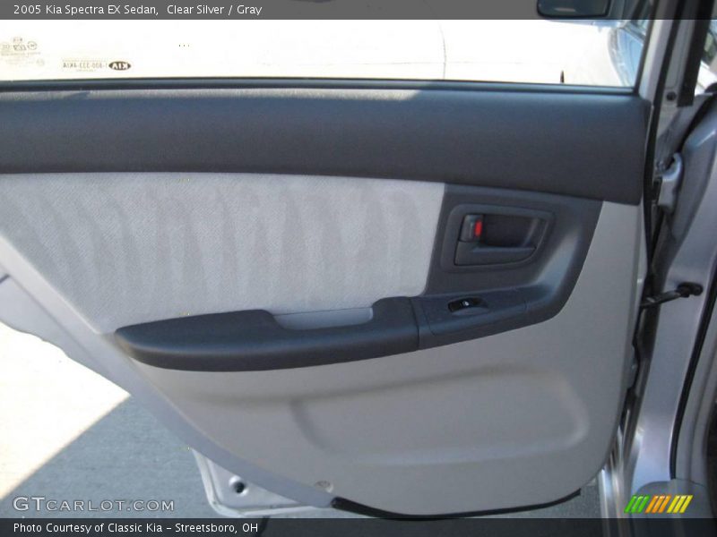 Clear Silver / Gray 2005 Kia Spectra EX Sedan
