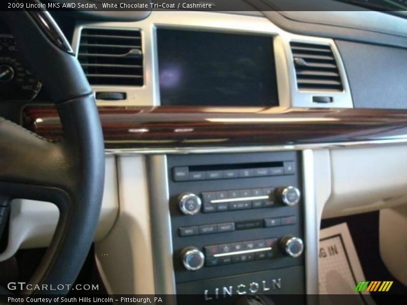 White Chocolate Tri-Coat / Cashmere 2009 Lincoln MKS AWD Sedan