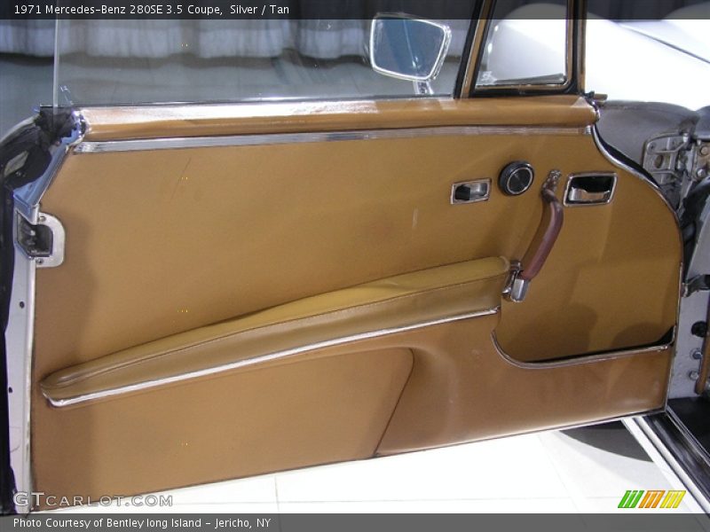 Silver / Tan 1971 Mercedes-Benz 280SE 3.5 Coupe