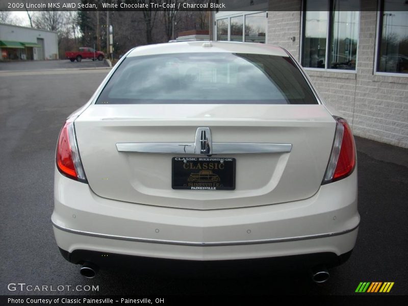 White Chocolate Tri-Coat / Charcoal Black 2009 Lincoln MKS AWD Sedan