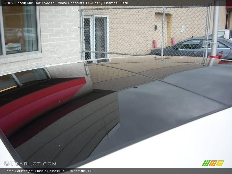 White Chocolate Tri-Coat / Charcoal Black 2009 Lincoln MKS AWD Sedan