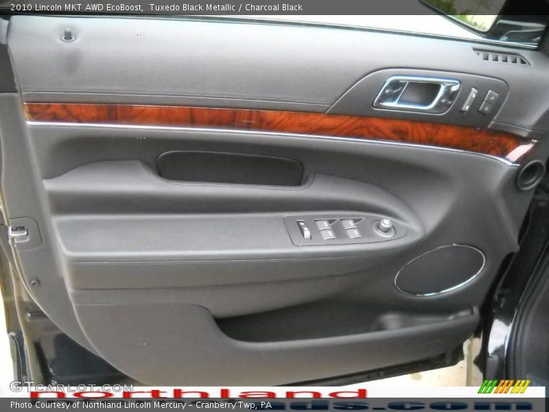 Tuxedo Black Metallic / Charcoal Black 2010 Lincoln MKT AWD EcoBoost