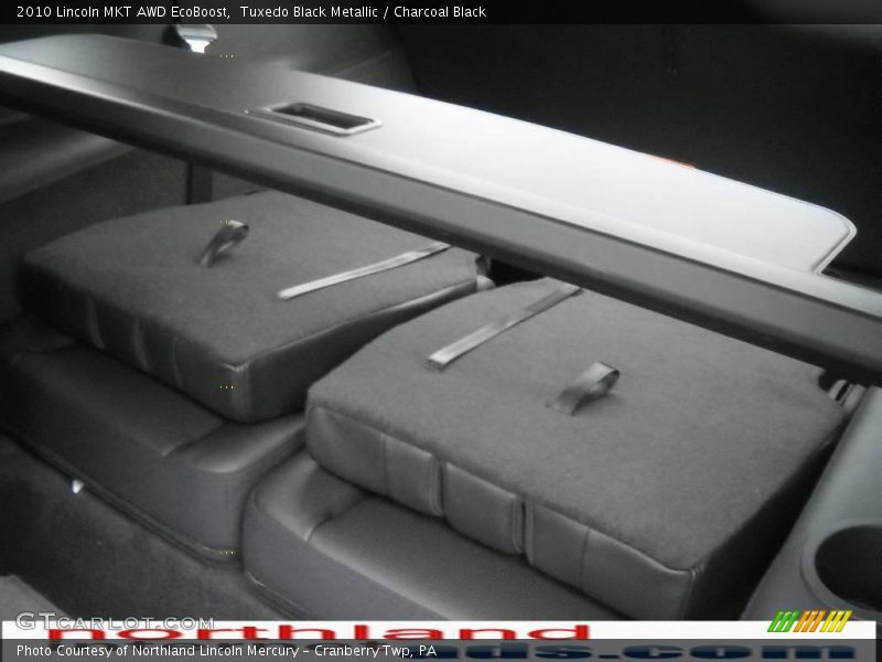 Tuxedo Black Metallic / Charcoal Black 2010 Lincoln MKT AWD EcoBoost
