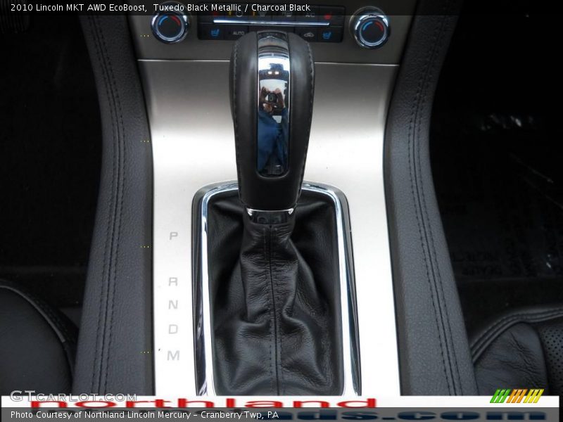 Tuxedo Black Metallic / Charcoal Black 2010 Lincoln MKT AWD EcoBoost