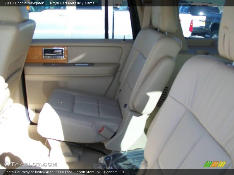 Royal Red Metallic / Camel 2010 Lincoln Navigator L
