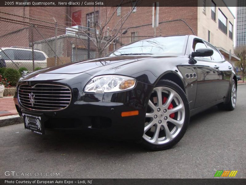 Nero (Black) / Cuoio Sella 2005 Maserati Quattroporte