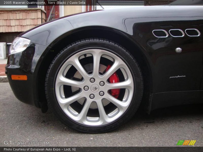 Nero (Black) / Cuoio Sella 2005 Maserati Quattroporte