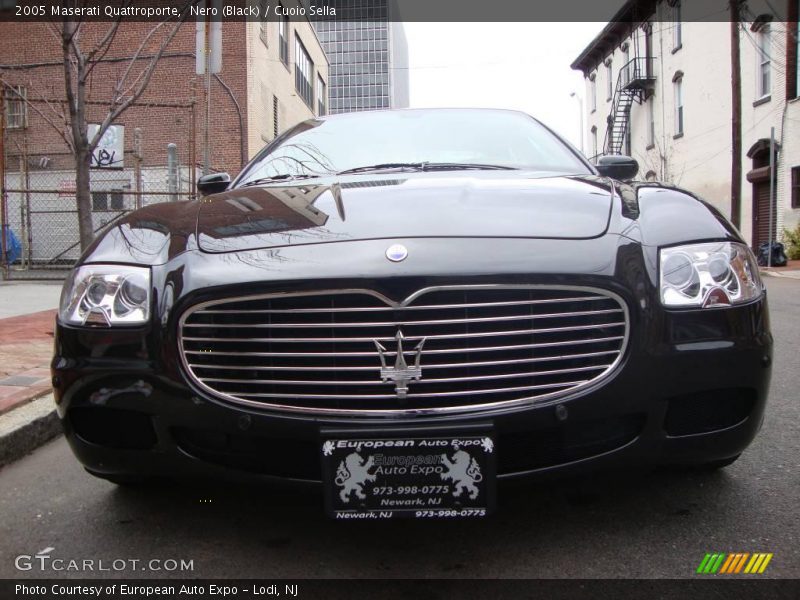 Nero (Black) / Cuoio Sella 2005 Maserati Quattroporte