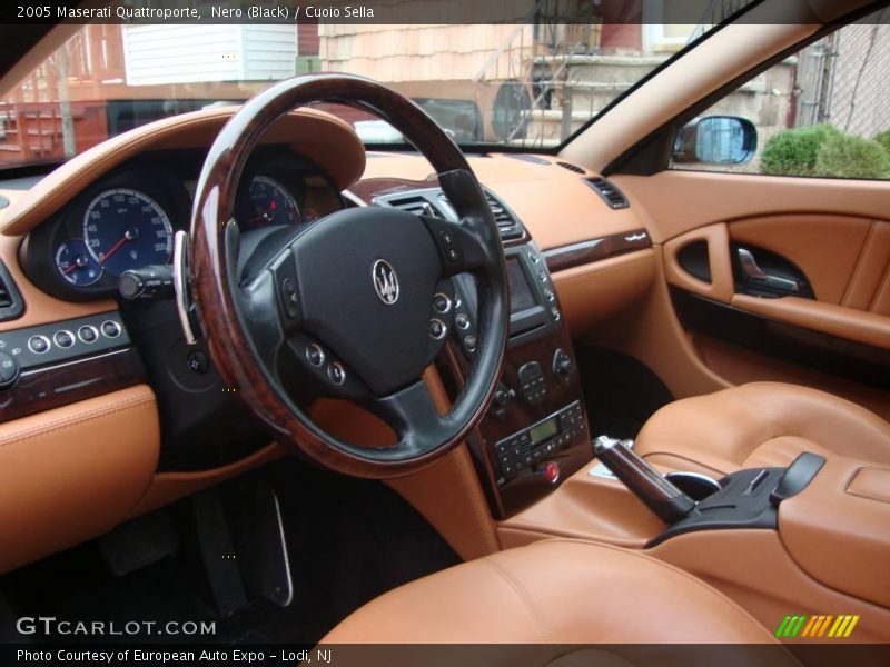 Nero (Black) / Cuoio Sella 2005 Maserati Quattroporte