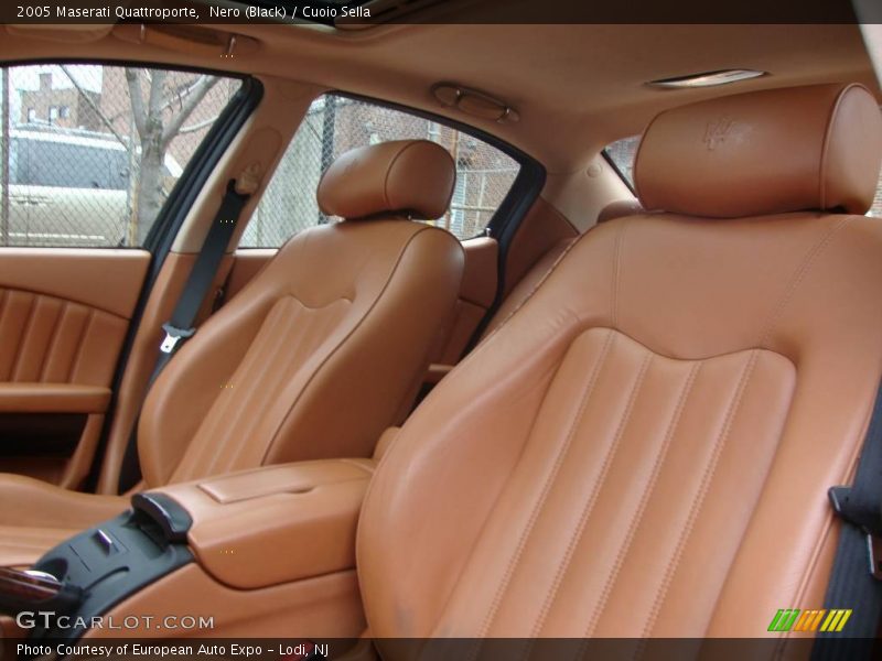 Nero (Black) / Cuoio Sella 2005 Maserati Quattroporte